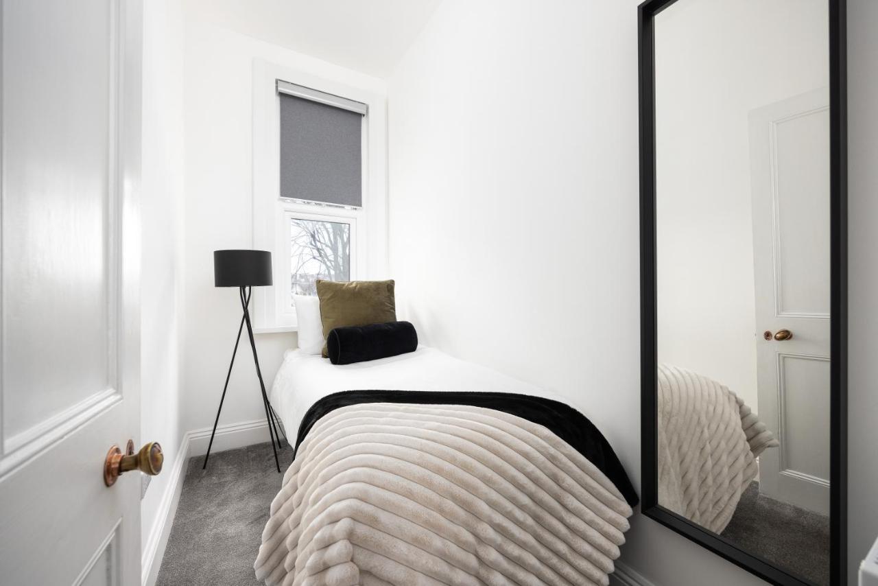 The Getaway! 3 Bed House - Plymouth - Sleeps 7 - Free Parking - Habita Property Экстерьер фото