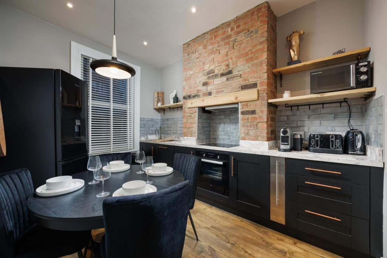 The Getaway! 3 Bed House - Plymouth - Sleeps 7 - Free Parking - Habita Property Экстерьер фото